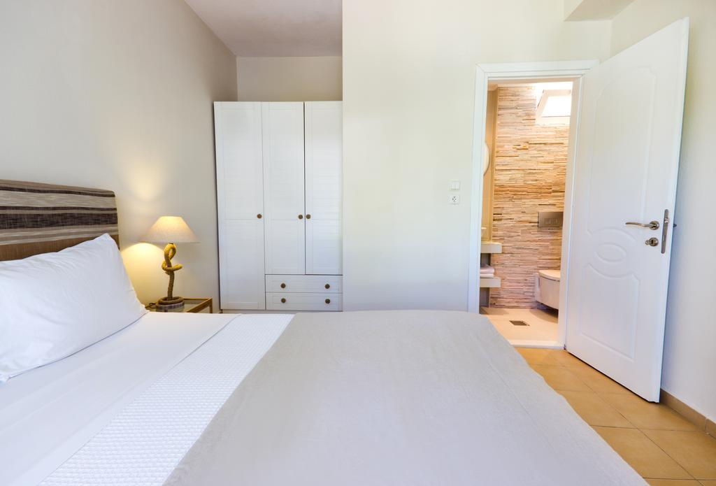 לימנאס Thassian Villas חדר תמונה